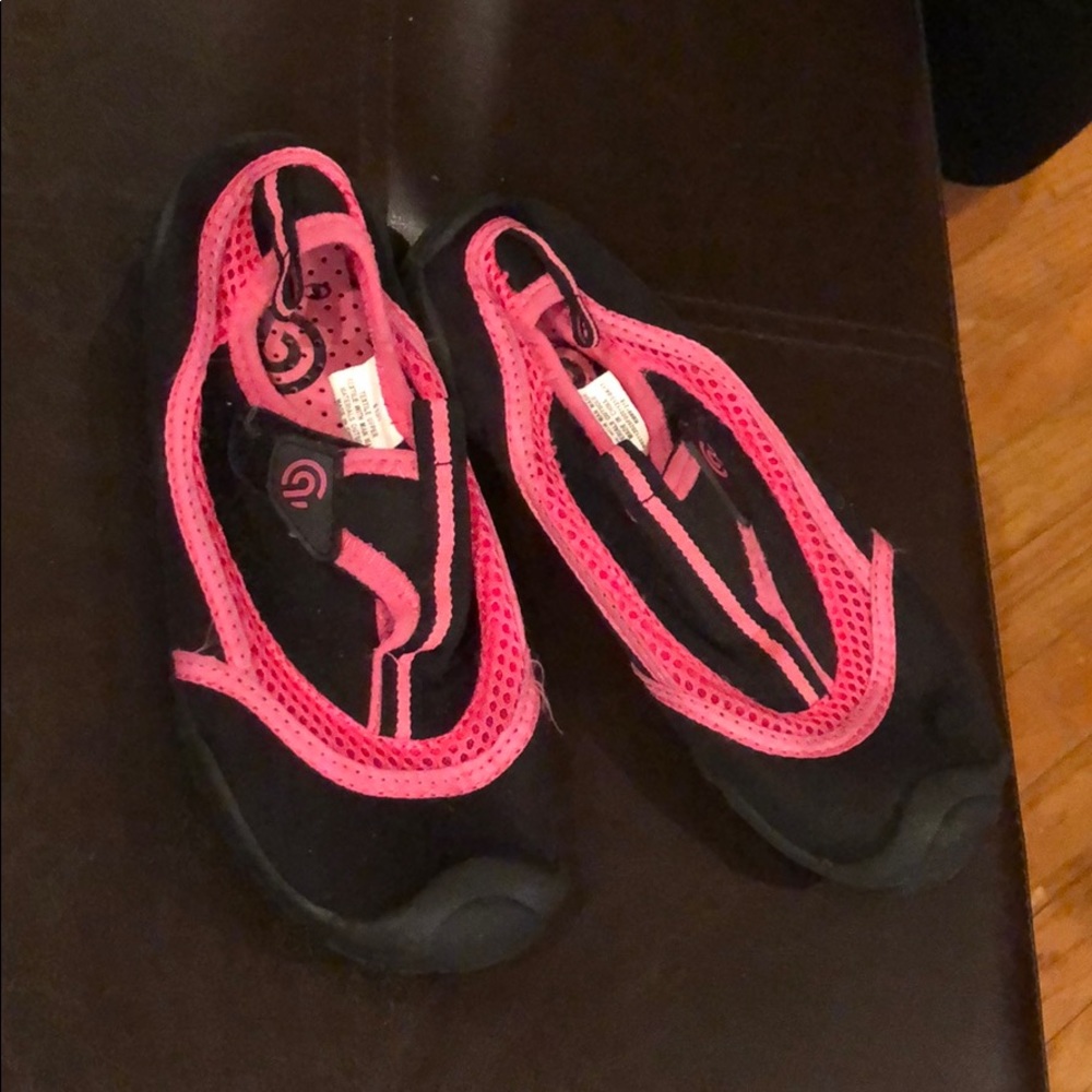 Pink/Black Water Shoe